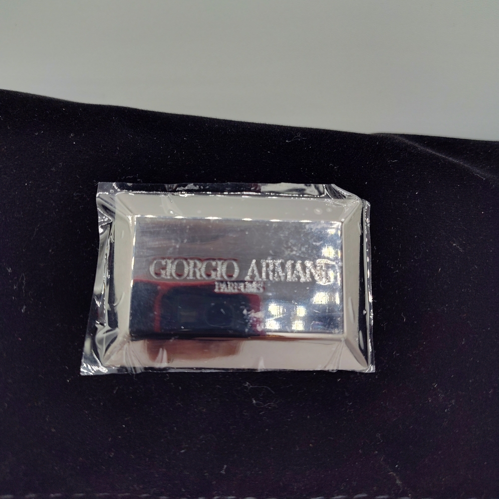 Giorgio Armani Velvet Beauty Bag,  Kiehl’s Oribe Kerastase Tata Harper Samples - Picture 2 of 9